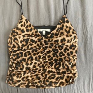 Only worn 2 times fits a small.